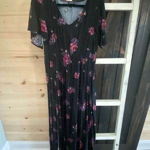 Torrid cap sleeve floral maxi